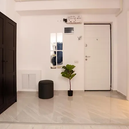 Apartment 112